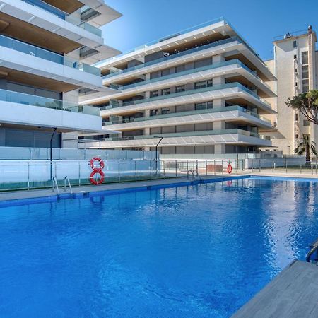 Апартаменты Penthouse On The First Line Платья-де-Аро Экстерьер фото