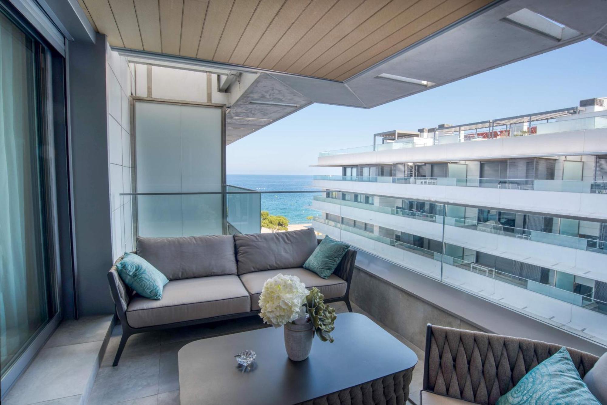Апартаменты Penthouse On The First Line Платья-де-Аро Экстерьер фото