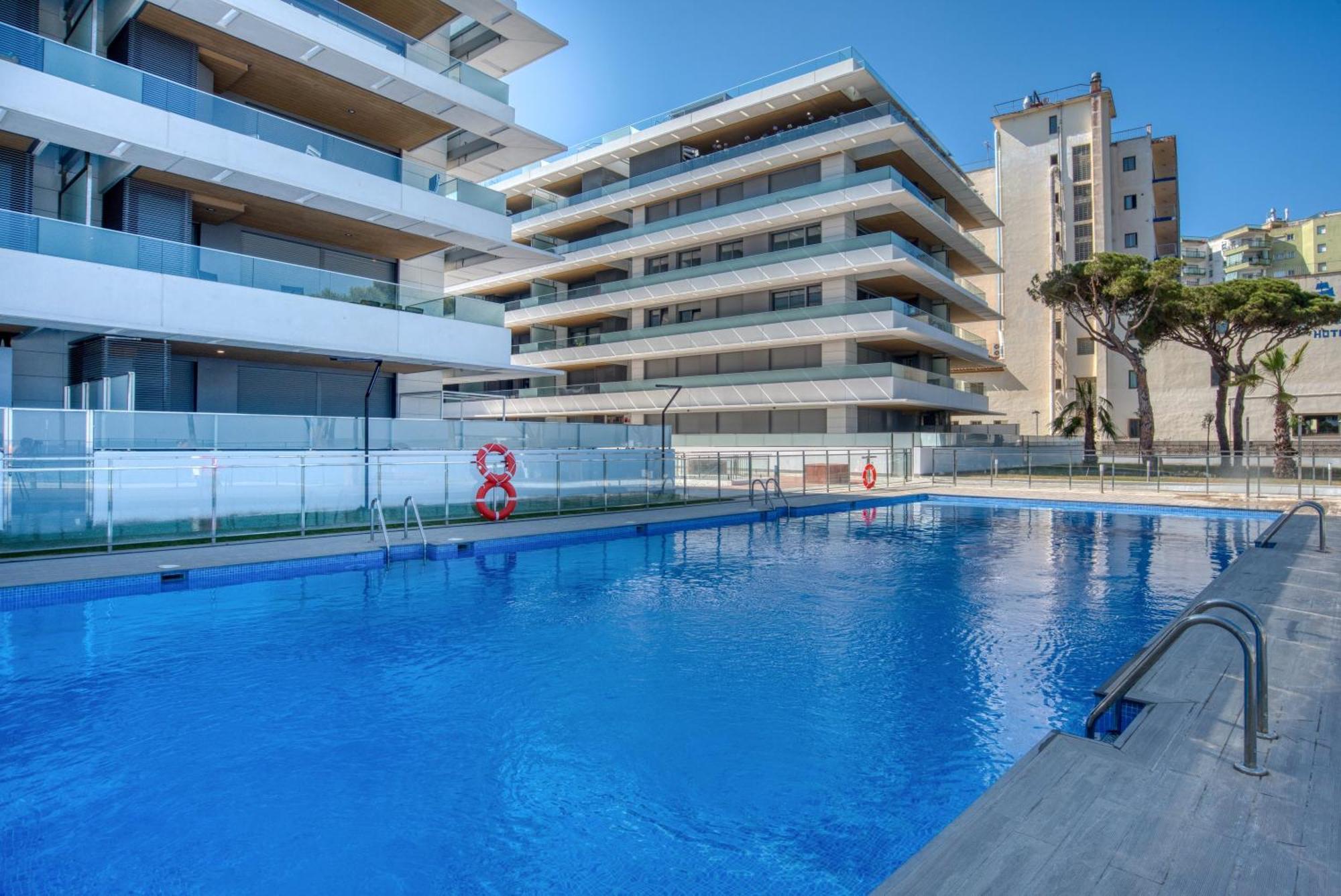 Апартаменты Penthouse On The First Line Платья-де-Аро Экстерьер фото